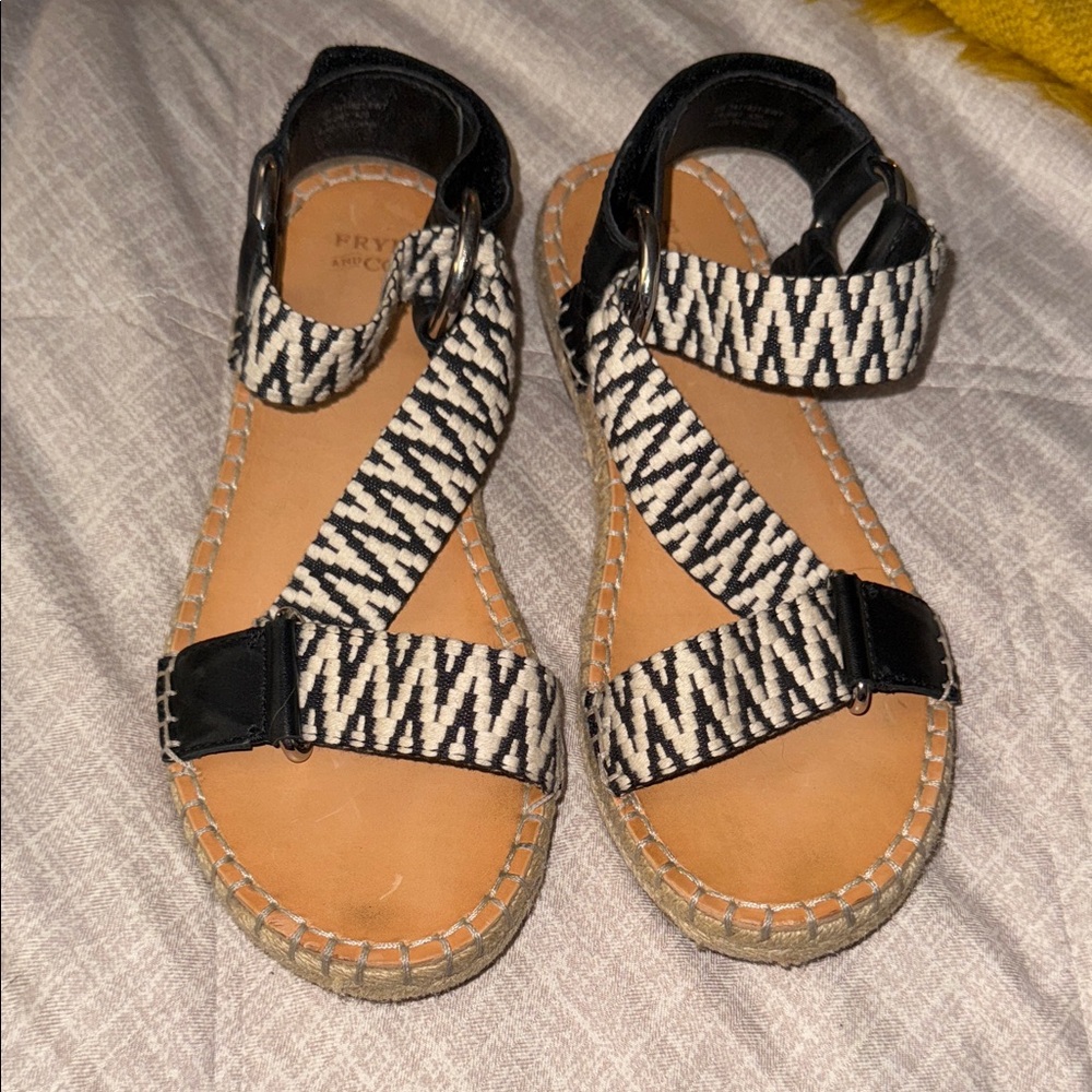 Frye Black and Cream Espadrille Sandals 8